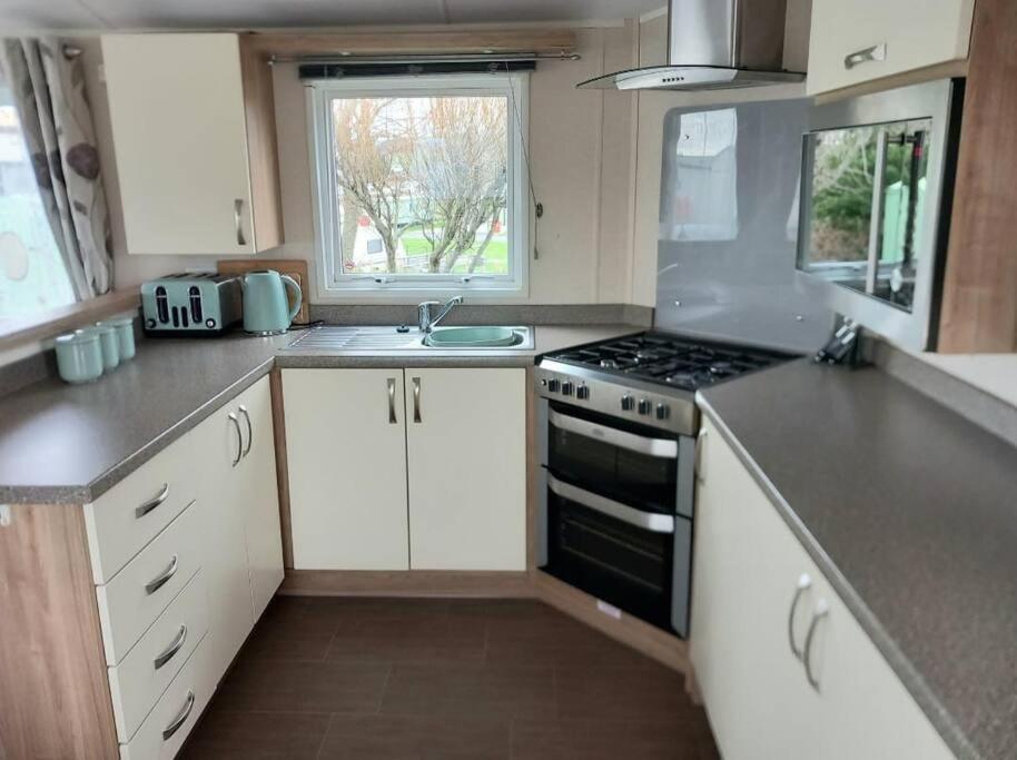 Lagooncombe Modern And Cosy Holiday Home Haverigg Eksteriør billede